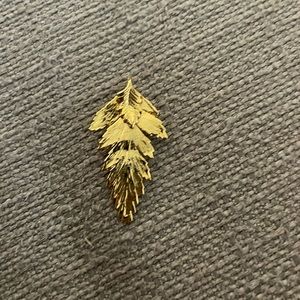 Beautiful Gold Dipped Fern Leaf Pendant